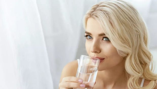 Top 7 alimente care deshidratează! Evită să le consumi pe caniculă
