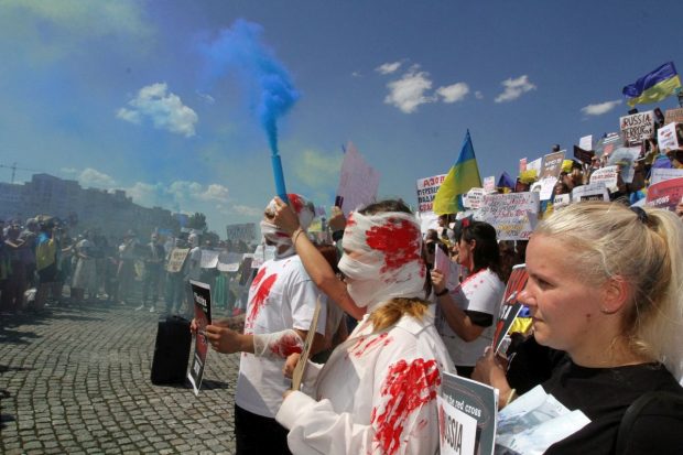 Vor ucrainenii un armistițiu? Un nou studiu realizat în orașele de pe linia frontului dezvăluie opinii neașteptate
