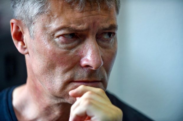 A început procesul lui Evgheni Roizman, fostul primar din Ekaterinburg. Este acuzat de discreditarea armatei ruse