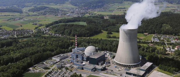 Criza energetică îi sperie pe elvețieni: șeful unei centrale nucleare și-a luat generator pentru acasă