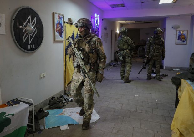 Rușii oferă recompensă pentru prinderea a doi dintre comandanţii regimentului Azov. Ce sumă au pus la bătaie