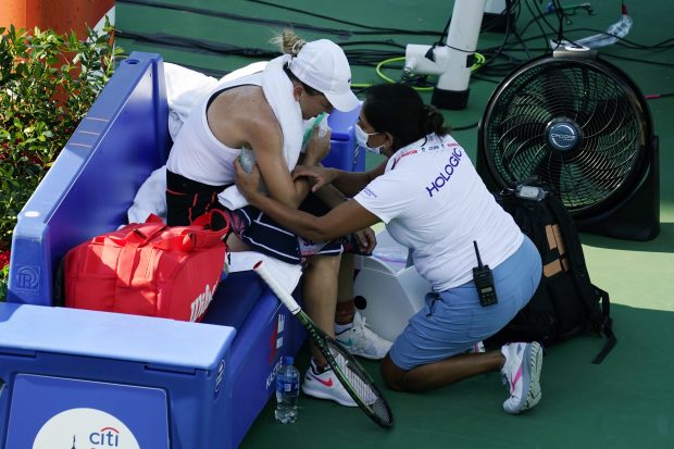Simona Halep a abandonat în optimile de la Washington. De ce s-a retras românca