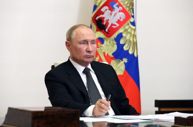 Crește numărul deputaților municipali din Rusia care cer demisia lui Vladimir Putin – de la 7 la aproape 50, în câteva zile