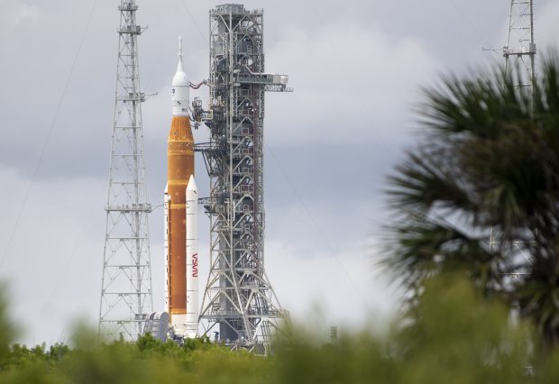NASA amână lansarea rachetei către Lună după apariția unor probleme tehnice. Detalii despre misiunea istorică Artemis