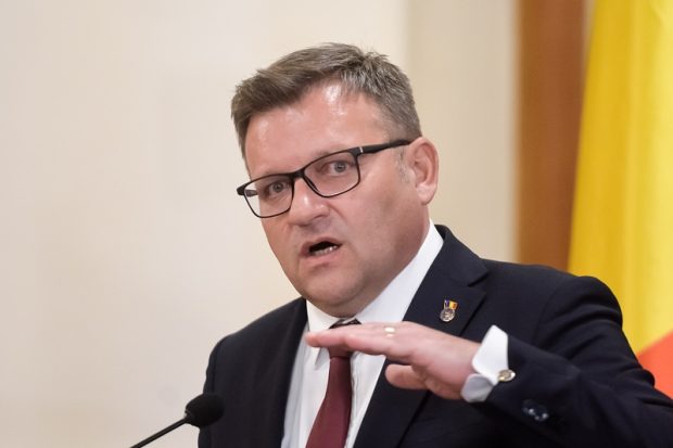 Marius Budăi: „Salariul minim trebuie să crească”. Anunțul de ultimă oră al ministrului muncii privind pensiile