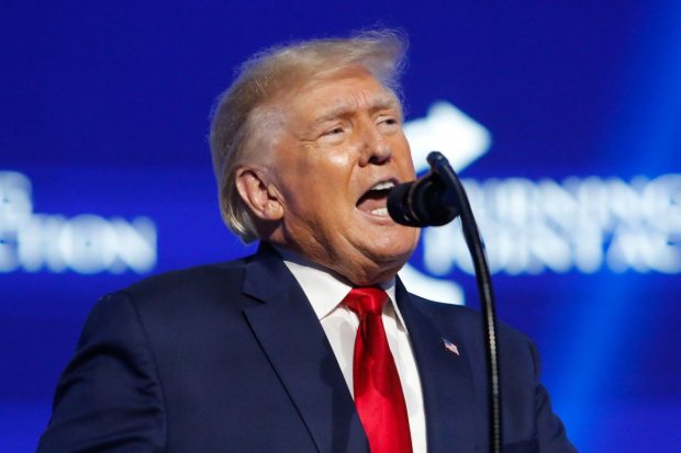 Donald Trump cere intervenția Curții Supreme în cazul documentelor confiscate de FBI de la reședința sa
