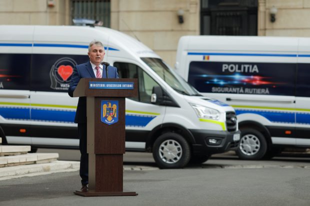 Bode a prezentat raportul Corpului de Control în cazul licitației mașinilor pentru Poliție. Acuzații la adresa lui Drulă: „ Sunt documente semnate de el, se autodenunță?