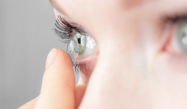 Lentilele de contact ca metodă sigură de corectare a defectelor de vedere