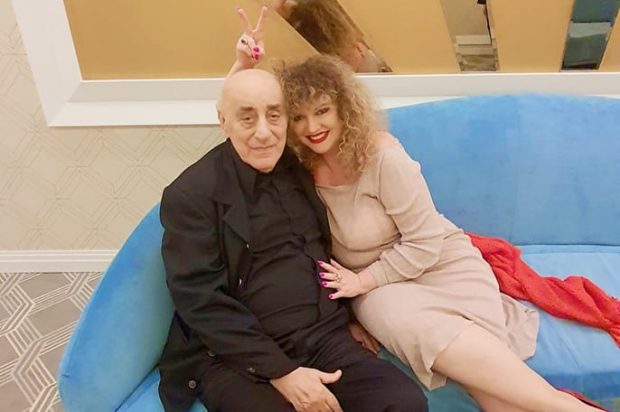 Oana, noi detalii despre starea de sănătate a lui Viorel Lis: „O să-i fiu aproape cât de bine pot până la sfârșit”