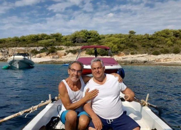 Premierul maghiar Viktor Orban, la un pas să se scufunde cu barca în Croația. L-a salvat un jurnalist