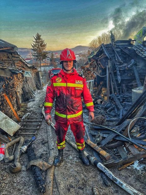 Povestea pompierului care a încercat să-l resusciteze pe pilotul avionului căzut în Lacul Colibiţa. ”Paul, trezeşte-l!” I-am răspuns: ”Îmi dau toate puterile să îl trezesc!”
