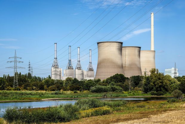 Cum a devenit piața energiei „un Caritas scăpat de sub control”.  Criza explicată pe înțelesul tuturor și trei soluții propuse de un expert