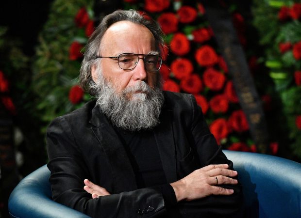 Cine din România îl laudă pe Aleksander Dughin: „Lăsați prejudecățile la o parte”