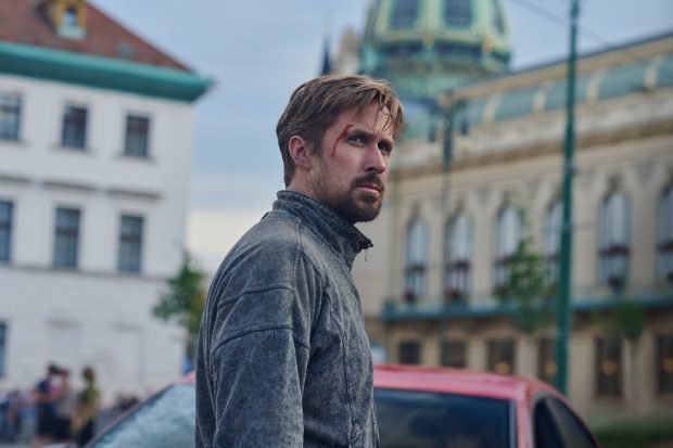 EXCLUSIV. Regizorii „The Gray Man”, cel mai scump film Netflix: „Distribuitorii digitali au făcut mai mult pentru diversitate în cinci ani decât a făcut Hollywood-ul într-o sută”