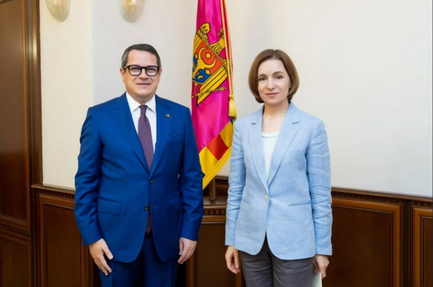 Agenția oficială rusă RIA Novosti critică, citând un expert, vizita șefului SRI la Chișinău: „Maia Sandu caută sursa legitimității nu în Moldova, ci în afară”