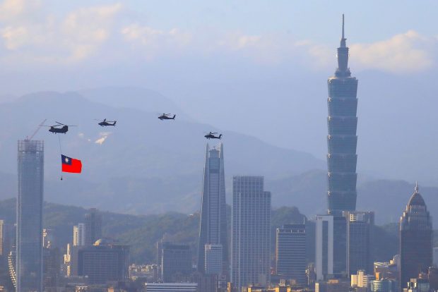 Taiwanul a tras focuri de avertisment pentru a respinge dronele Chinei care zburau aproape insulele sale