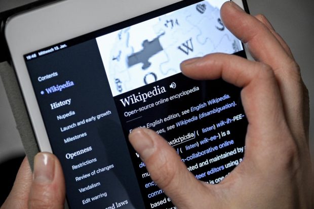 O instanță din Rusia a amendat Wikipedia cu 2 milioane de ruble pentru articole legate de războiul din Ucraina