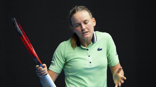 Jucătoarea franceză de tenis Fiona Ferro își acuză fostul antrenor că a abuzat-o când era minoră. Bărbatul spune că „a fost o poveste de dragoste”