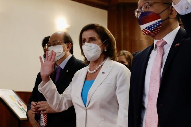 LIVETEXT | Nancy Pelosi, mesaj de solidaritate în timpul întâlnirii cu președintele Tsai Ing-wen, în ciuda avertizărilor Beijingului: „SUA nu vor abandona Taiwanul”