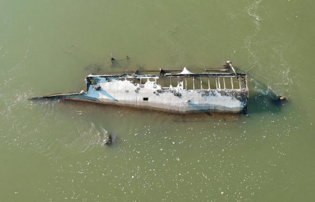 Apele scăzute ale Dunării au scos la suprafață nave germane scufundate în Al Doilea Război Mondial