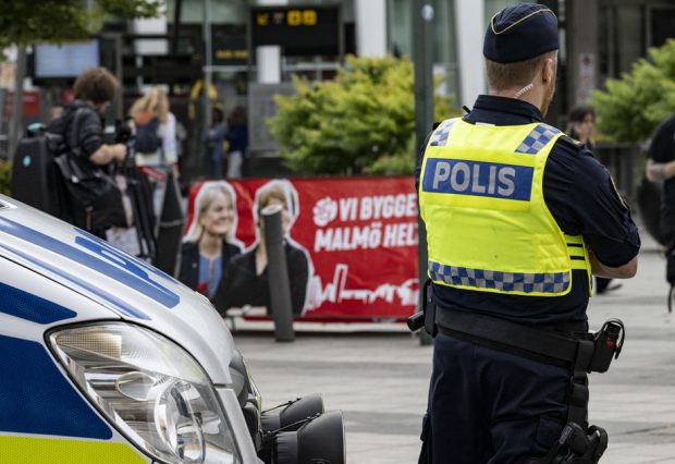 Atacatorul care a deschis focul într-un centru comercial din Malmo are doar 15 ani