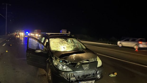 O fetiță de 11 ani și tatăl ei au murit pe DN1, în județul Prahova. Au fost loviți de o mașină când traversau să meargă la magazin