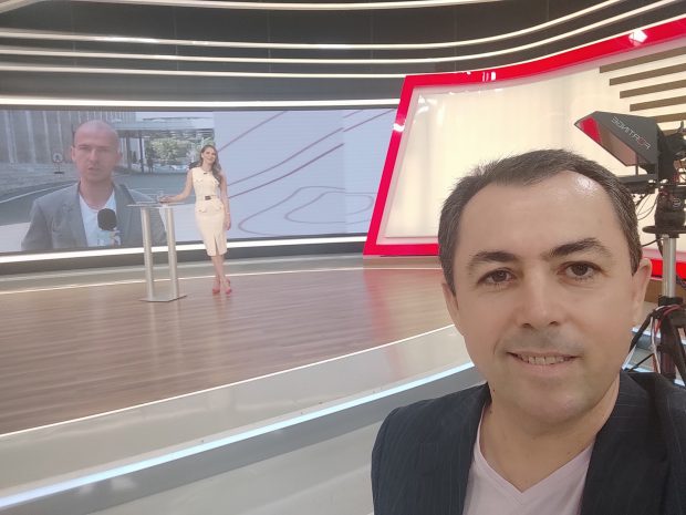 Jurnalistul Laurențiu Ciocăzanu este noul șef al Știrilor TVR. În 2005, se întreba într-un editorial dacă mai are sens ca românii să plătească abonamentul. Ce spune acum