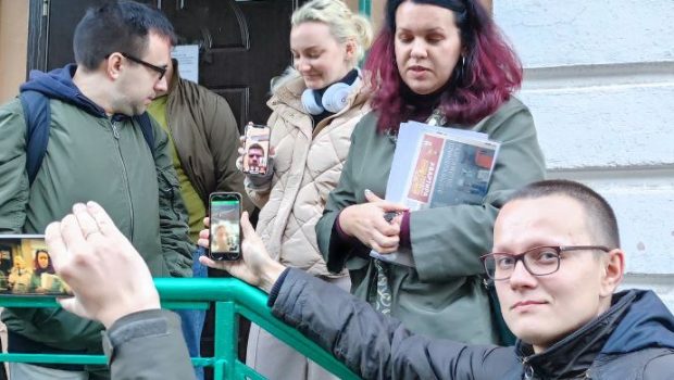 „Nu ne e frică”. Șapte deputați ruși, chemați la poliție, la Skt. Petersburg, după ce au cerut revocarea lui Putin „pentru înaltă trădare”