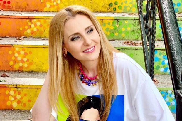 Cine o ajută pe Alina Sorescu după ce s-a despărțit de soțul ei, Alexandru Ciucu. Cei doi au prima înfățișare în procesul de divorț, la sfârșitul anului
