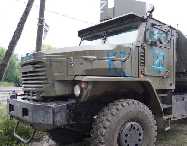 Rușii au furat camioane cu lapte și le-au folosit pentru a transporta combustibil în zona de război, acuză ucrainenii