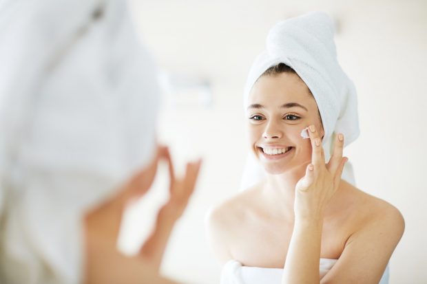 Reduceri la parfumuri și produse cosmetice în oferta eMAG de astăzi, 8 septembrie