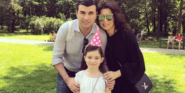 Anunțul făcut de Simona Pătruleasa după 14 ani de căsnicie. „Sunt momente foarte grele și dacă partenerul nu te susține întru totul, e foarte greu”