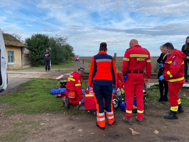 Accident feroviar într-o localitate din Satu Mare. O femeie a murit, după ce a fost lovită de tren. Circulația este blcoată