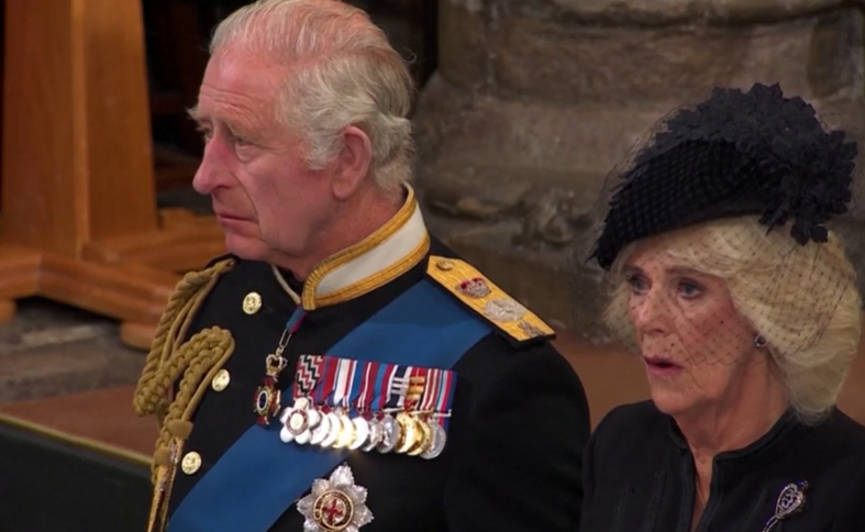 Familia Regală, în lacrimi la înmormântarea reginei Elisabeta a II-a. Imagini din timpul procesiunii de la Westminster Abbey