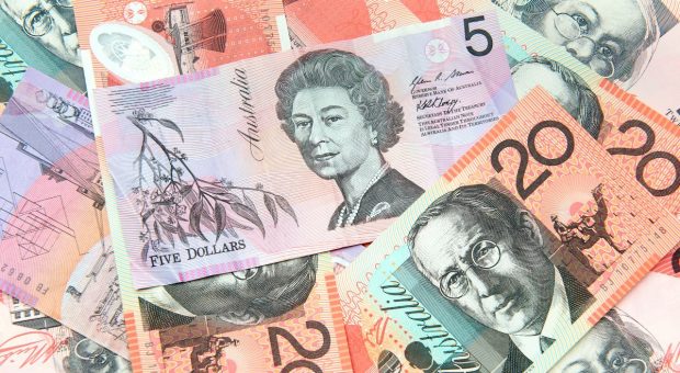 Chipul reginei Elisabeta a II-a de pe bancnotele australiene ar putea fi înlocuit cu o personalitate locală în locul noului rege