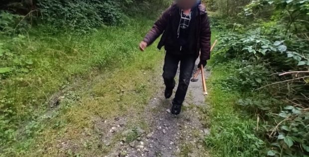 Un bărbat din Hunedoara care s-a rătăcit pe munte a supravieţuit opt zile doar cu fructe de pădure şi apă