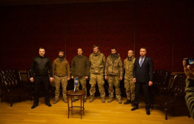 Rusia îi cere înapoi pe comandanții Batalionului Azov, pe care i-a eliberat într-un schimb de prizonieri cu Ucraina