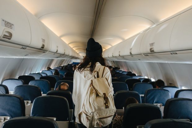 Trucuri să scapi de frica de avion