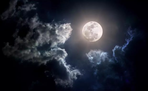 Evenimente astrologice octombrie 2022. Sezonul retrogradelor, la final! Încep eclipsele!