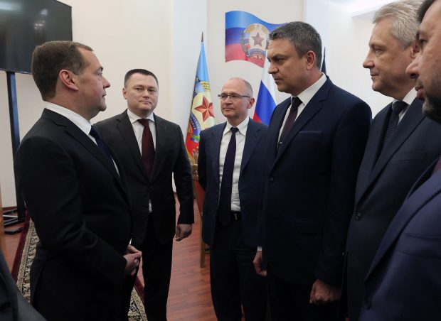 Separatiștii din Luhansk și Donețk cer organizarea urgentă a unor referendumuri privind „aderarea” la Federația Rusă