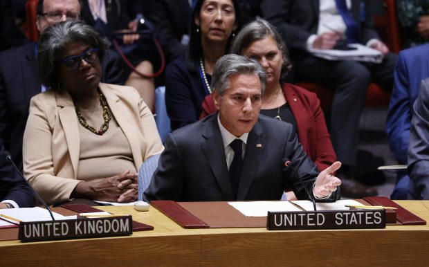Șeful diplomației americane, către Consiliul de Securitate al ONU: „Putin nu poate fi lăsat să scape așa”. Reacția lui Lavrov