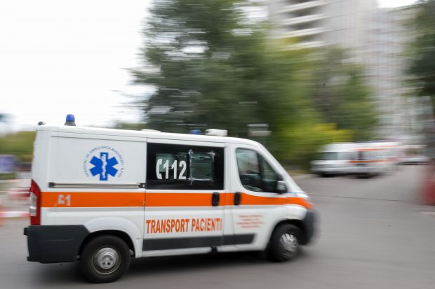 Un medic de 34 de ani din București a murit după ce a căzut dintr-un bloc din Sectorul 2 – surse