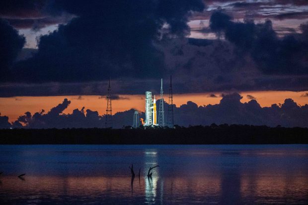 SpaceX, contract de 1,4 miliarde de dolari pentru a trimite încă 5 astronauți NASA în spațiu