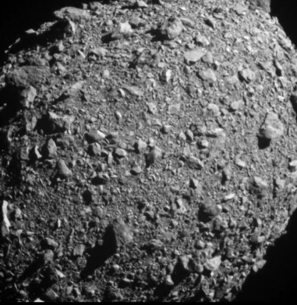 Primele imagini detaliate cu impactul dintre naveta spațială NASA și asteroidul Dimorphos