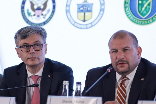 Reacția Ambasadei SUA după prezența însărcinatului pentru afaceri, David Muniz, la nunta fiicei ministrului Virgil Popescu: „A fost un eveniment privat”