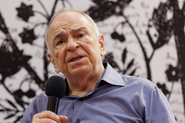 Gabriel Liiceanu se dezlănțuie la adresa președintelui Iohannis: „«România Educată» e o cacealma sinistră. Cum poate să stea lângă un premier hoț?”