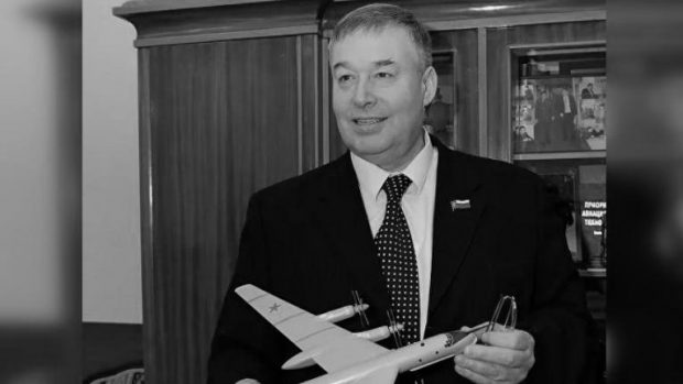 Cel mai important om de știință rus din domeniul aviației a murit în circumstanțe misterioase, după ce a căzut pe scări