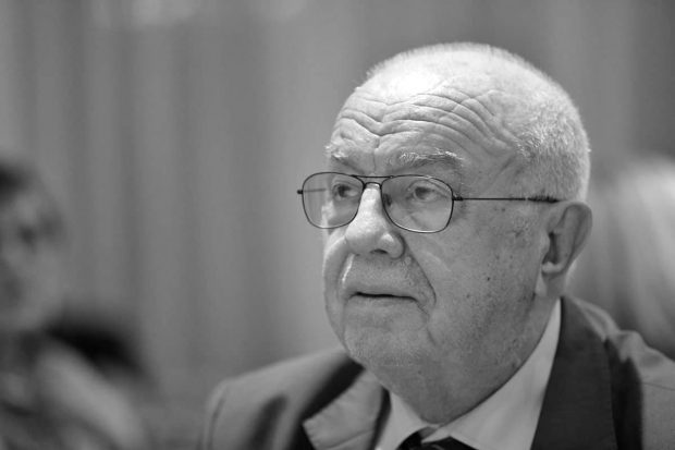 Când și unde va fi înmormântat Alexandru Arșinel. Anunțul făcut de băiatul actorului: „Tata va ajunge astăzi la ora 14 la teatru, la Tănase”