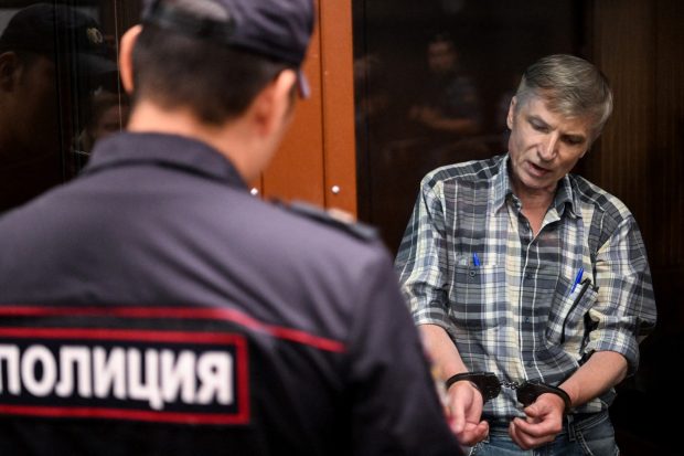 Primul rus condamnat pentru „informații false” despre război: „Îmi recunosc vina că nu am putut preveni această nebunie”