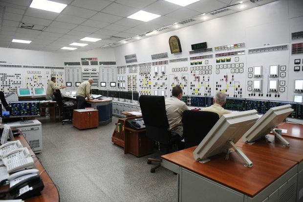 „Ne simțim ca niște ostatici. Doamne ferește să te uiți ciudat la paznic”. Mărturia unei femei care lucrează la centrala nucleară din Zaporojie
